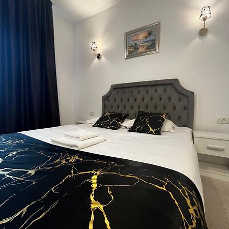 Hotel Cochet Boutique Târgu Jiu Exteriér fotografie