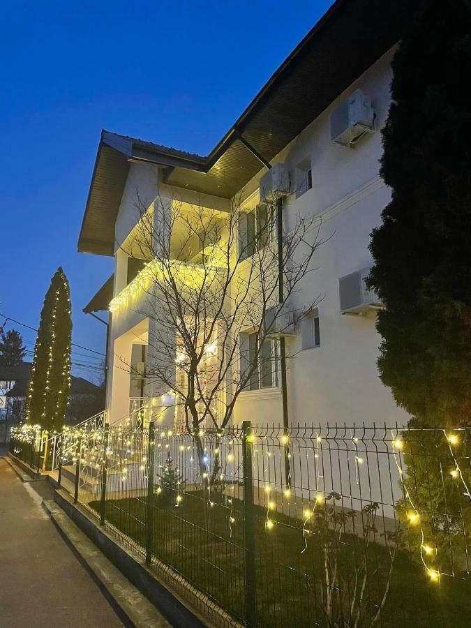 Hotel Cochet Boutique Târgu Jiu Exteriér fotografie