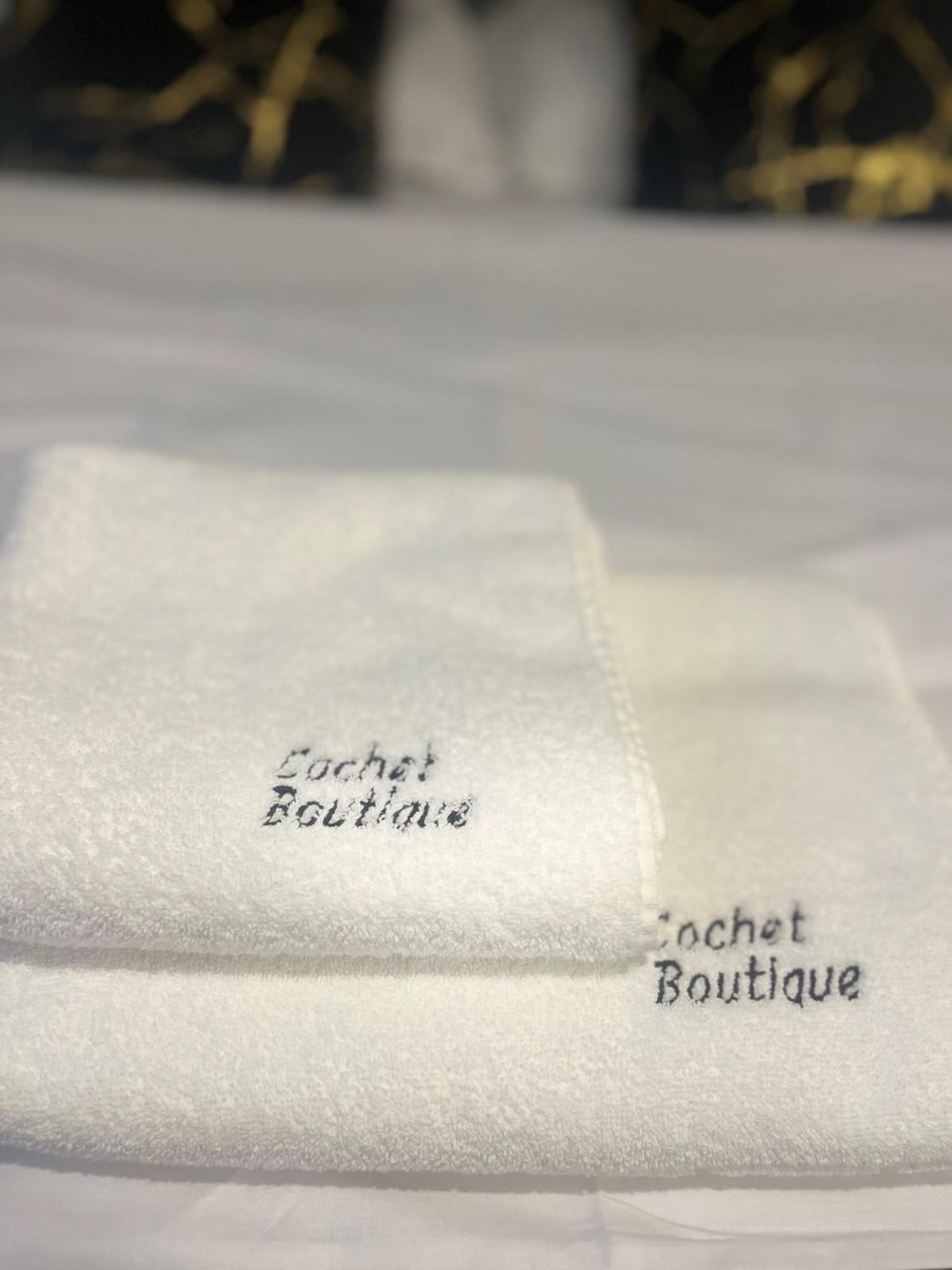 Hotel Cochet Boutique Târgu Jiu Exteriér fotografie